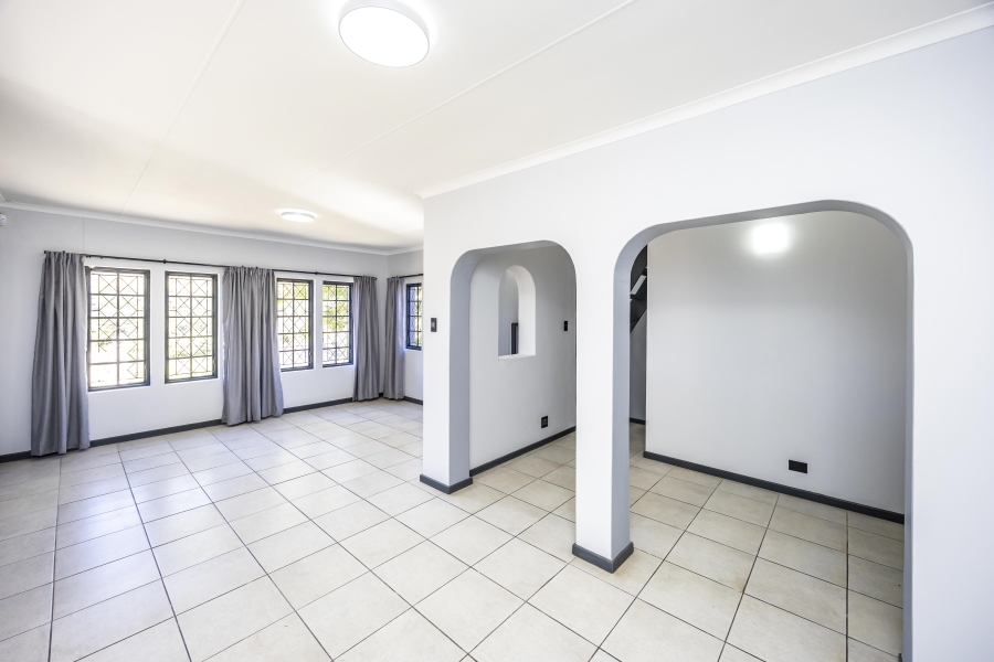 To Let 3 Bedroom Property for Rent in Beacon Bay Eastern Cape